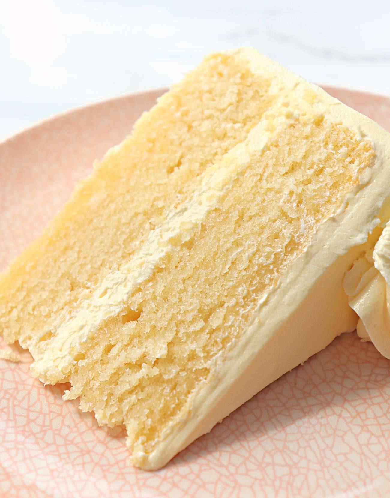 Lux Vanilla Cake - Main product image